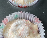 Foto del paso 4 de la receta: Muffins de banana y dulce de leche con cubierta azucarada de coco🥳