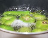 Foto del paso 1 de la receta: Tostadas de papa con chorizo y nopales en salsa verde