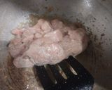 A picture of step 3 of Chicken With Almond.