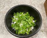 A picture of step 2 of Pineapple Salsa Pork Tacos.