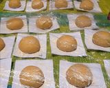 A picture of step 1 of Donuts 3(Oil based).