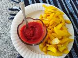 سیب زمینی سرخ شده با سس گوجه 🍟
