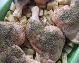 Majoránnás csirkecomb recept fázis 3 fotója