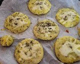 Foto del paso 8 de la receta: Tortitas de patata con queso y especias