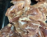 Foto do passo 1 de Sobrecoxas assadas com batata doce