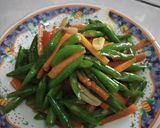 Foto langkah ke 3 dari resep Tumis buncis wortel simpel.