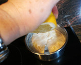 Foto del paso 4 de la receta: Budín de tapioca con fruta y queso mató