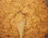 A picture of step 5 of Carrot cookpad logo cake.