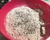 Foto del paso 3 de la receta: Calamardo en alfombra mágica(pizza integral de calamares)