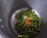 A picture of step 3 of Surti Undhiyu.