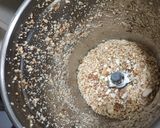 A picture of step 2 of Badam Milkshake.