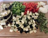 Foto del paso 1 de la receta Pisto con Berenjena y Trigueros