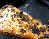 A picture of step 3 of Lime'n'thyme salmon with quinoa basil salad.