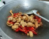 Foto langkah ke 4 dari resep Bulgogi Ayam Jamur.
