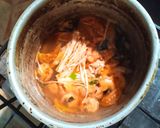 Foto langkah ke 3 dari resep Tomyam udang buget irit 🤭.