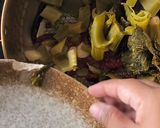 Foto langkah ke 4 dari resep Suan Cai Yu/ Sop Ikan Sawi Asin.