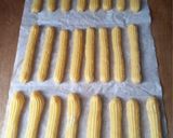 Foto langkah ke 5 dari resep Churros Saus Coklat.