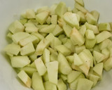 Foto del paso 2 de la receta: Tarta de manzana con pasas y nueces en masa de hojaldre