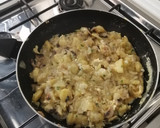 Foto del paso 5 de la receta: Revuelto de patata y champiñones