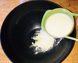 A picture of step 3 of Pαncαkє 🥞.