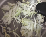 Foto del paso 2 de la receta: Ensalada de repollo y tocino