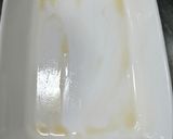 A picture of step 2 of Semolina Cake with Cream.
