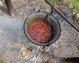 Marhapörkölt bográcsban recept fázis 3 fotója