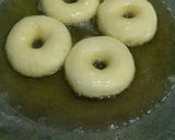 Foto langkah ke 6 dari resep Donat ekonomis (no telur,no kentang).