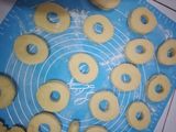 Donat susu madu santan (donat SMS)