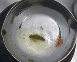 A picture of step 2 of Green Curry Chicken in Young Coconut.