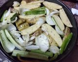 Foto del paso 2 de la receta: Vegetales al horno con crema y pesto