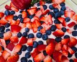 Foto del paso 10 de la receta: POSTRE DE FRUTILLAS Y ARÁNDANOS 🍓🫐🍓🫐🍧
