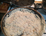 Foto del paso 5 de la receta: 3 recetas en una (caldo de pollo, croquetas y crema)