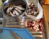 Фото кроку 8 до "Консерва" салака обсмажена з овочами в томатному соусі.