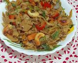 A picture of step 5 of Leftover Roti Noodles.