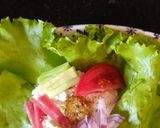 A picture of step 5 of Lettuce Salad Packet.