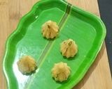 A picture of step 6 of Semolina-Coconut Modak.