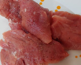 Foto del paso 1 de la receta: Solomillo con ajos tiernos, apio en salsa reducida