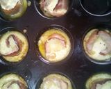 Muffinformában sült baconos, fűszervajas, sajtos csirkemell recept fázis 5 fotója