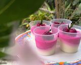 Foto langkah ke 5 dari resep Puding susu buah naga.