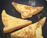 Foto langkah ke 4 dari resep French Toast.