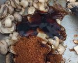 Foto langkah ke 3 dari resep Saus Jamur untuk Steak atau pasta.