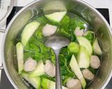 Hình bước làm 4 của món Mồng tơi nấu giò sống