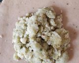 A picture of step 4 of Khasta roti.