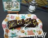 A picture of step 3 of Wheat Flour Dark Chocolate and Pistachio Brownie Cake.