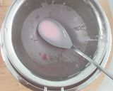 Gambar langkah 2 resipi Sakura Mochi Bites.