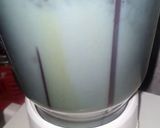 A picture of step 4 of Apple banana Milkshake🍎🍌.