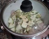 Foto del paso 3 de la receta: Crema de calabacín albino con hinojo y virutas de queso de cabra
