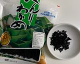 Hình bước làm 1 của món Canh Miso Rong Biển (Miso Soup)
