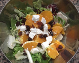 Foto del paso 2 de la receta: Ensalada Mezclum con naranja y queso de cabra